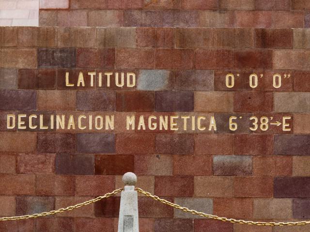 Cover for L'équateur, le centre du monde, et moi