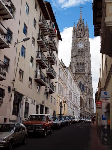 Cover for Quito, en long, en large et en travers